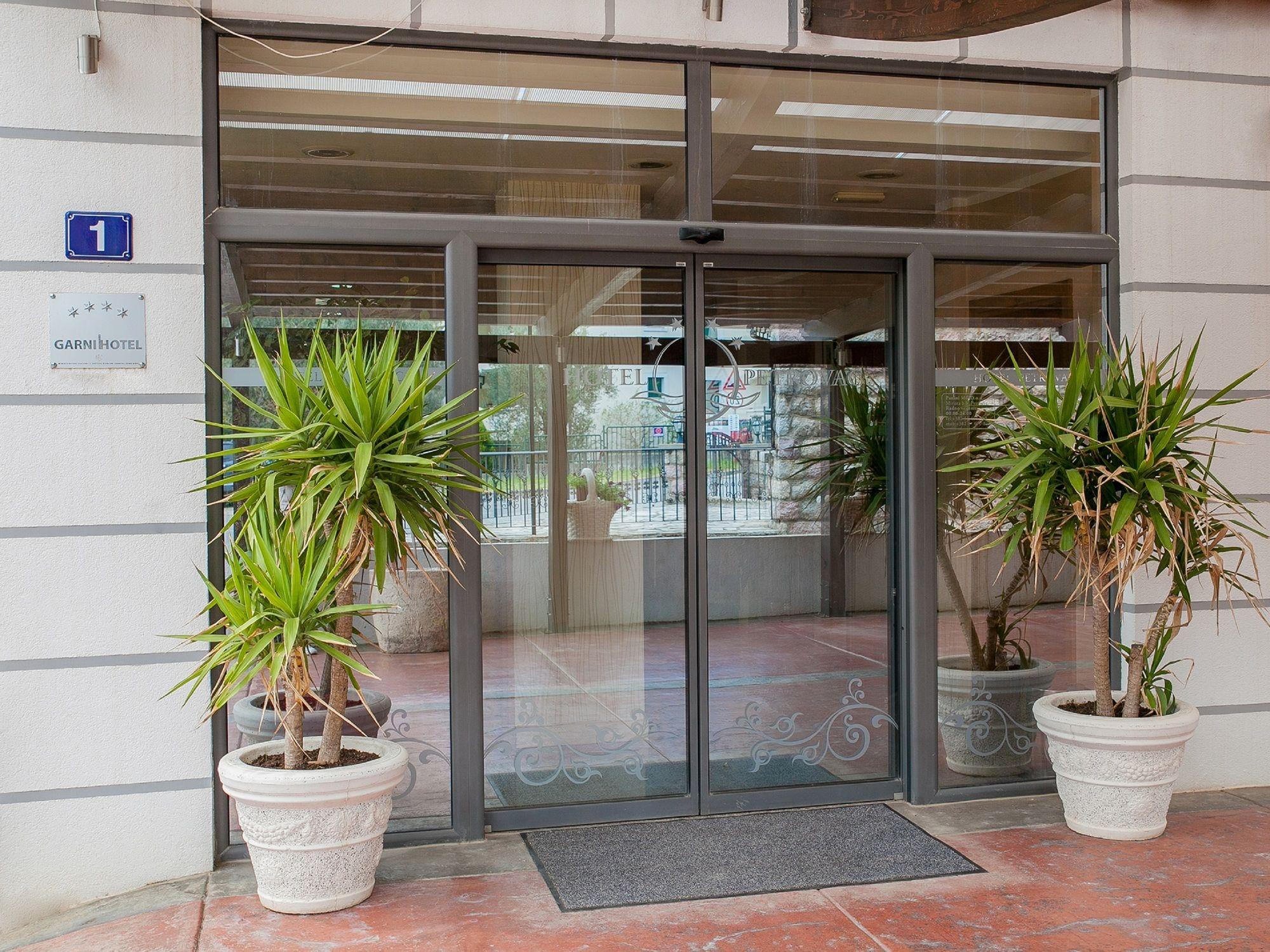 Hotel Petrovac Exterior photo