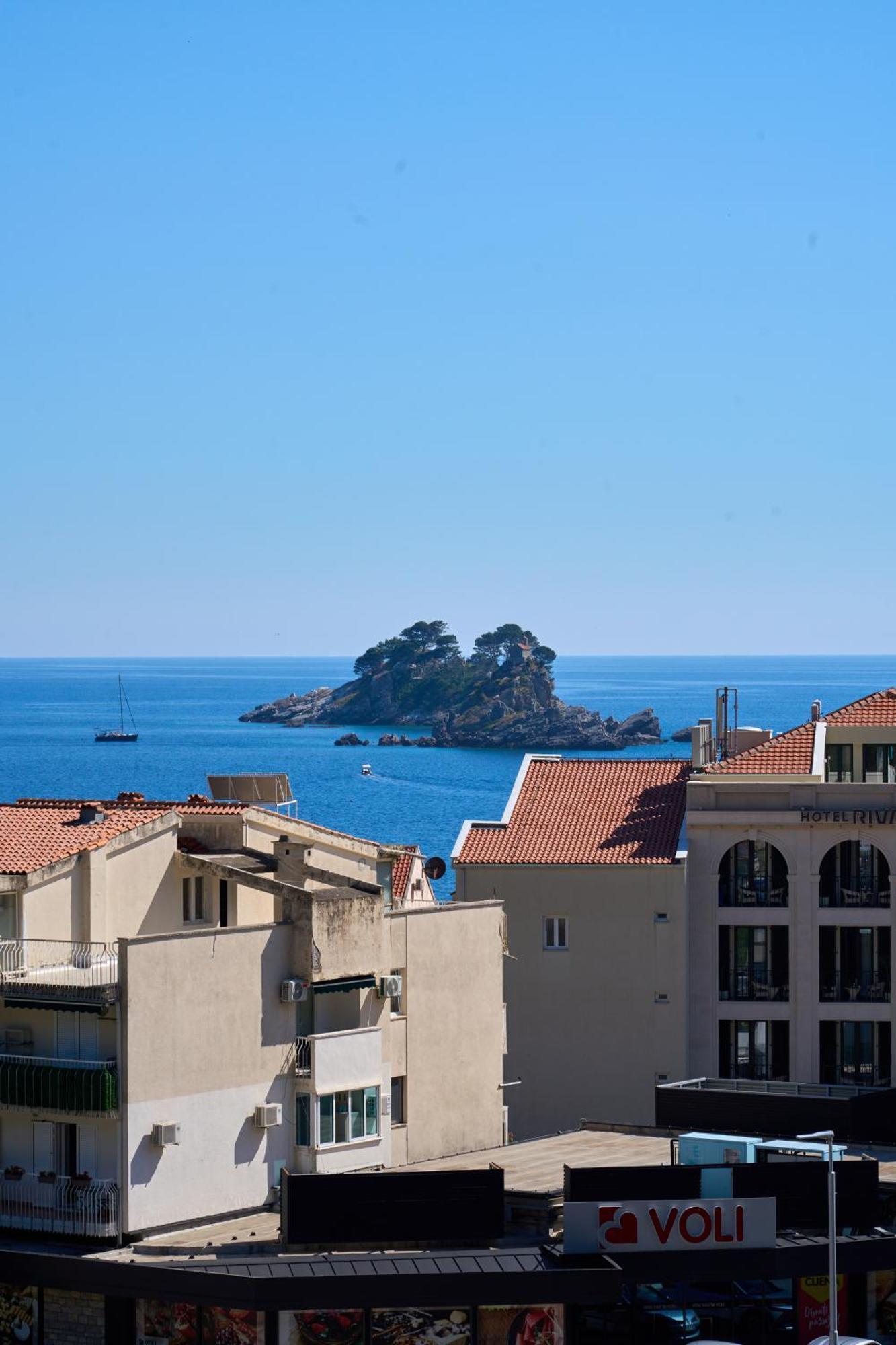 Hotel Petrovac Exterior photo