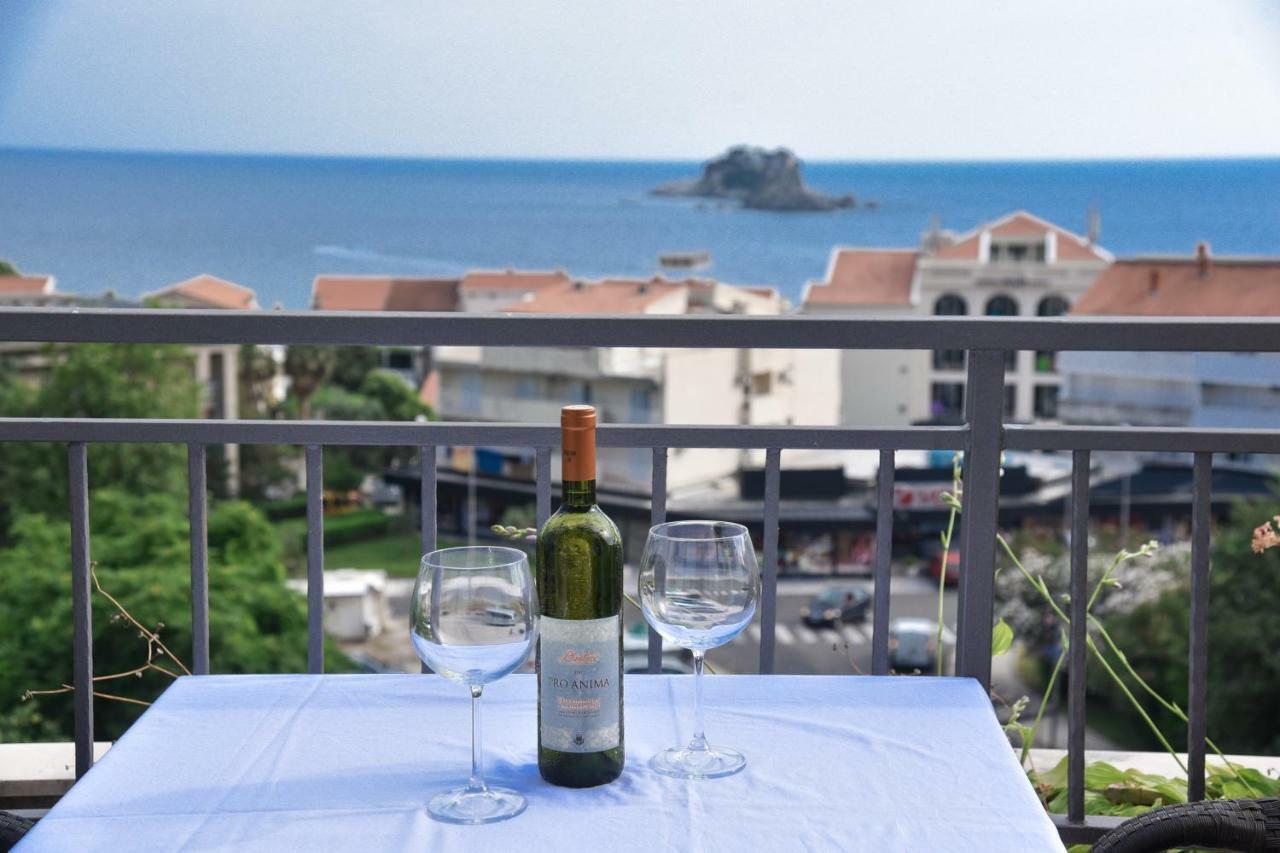 Hotel Petrovac Exterior photo