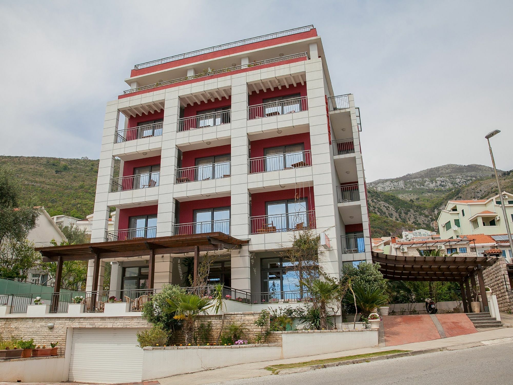 Hotel Petrovac Exterior photo